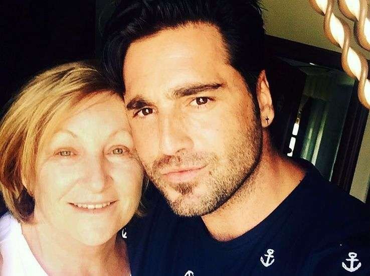 David Bustamante celebra en familia el 58 cumpleaños de su madre