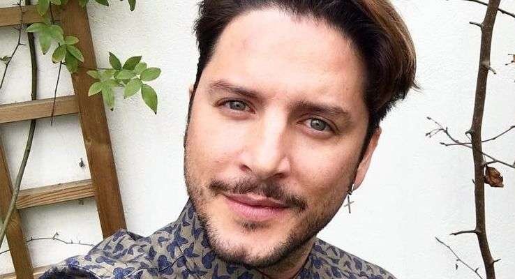 El sorprendente cambio de look de Manuel Carrasco