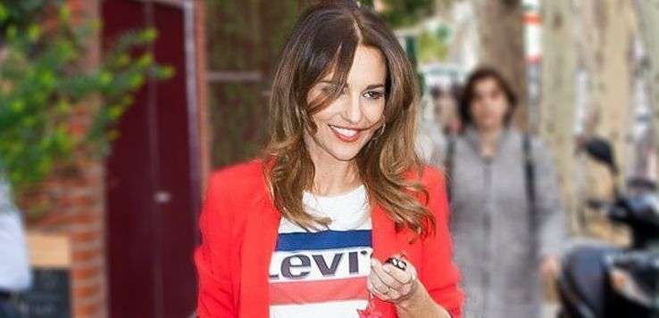 La sonrisa de Paula Echevarría tras salir las fotos con Miguel Torres