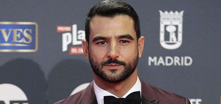 El picante posado de Antonio Velázquez en calzoncillos