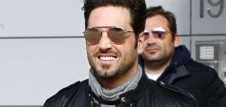 David Bustamante molesto por los encuentros de Paula y Miguel