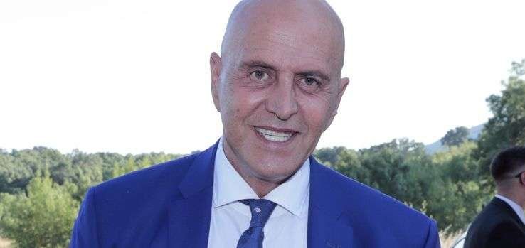 Kiko Matamoros asiste a la boda de su hijo Diego y Estela