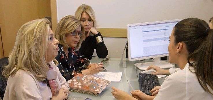 Terelu Campos y Carmen Borrego pasan por quirófano en la nueva entrega de ‘Las campos’
