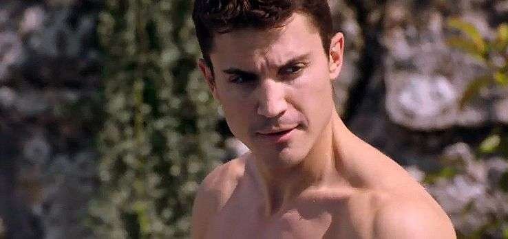 Álex González hace subir la temperatura en ‘Vivir sin permiso’