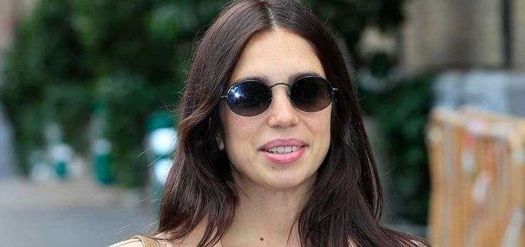 Elena Furiase recibe el alta hospitalaria tras dar a luz a su hijo