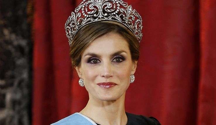 El secreto que esconde el vestido de gala de la Reina Letizia