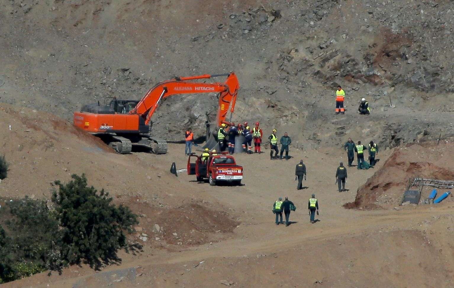 Hallan el cuerpo sin vida del pequeño Julen en el pozo de Totalán