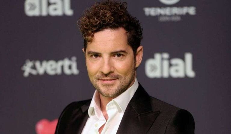 David Bisbal vuelva a cargar contra Elena Tablada: «Que proteja la intimidad de su hija que no lo ha hecho nunca»