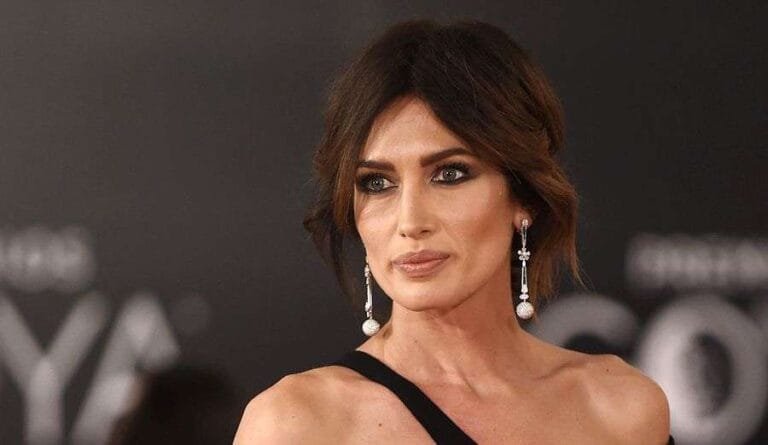 El espectacular vestido de Nieves Álvarez en honor a Salomé en 'Eurovisión 2019'