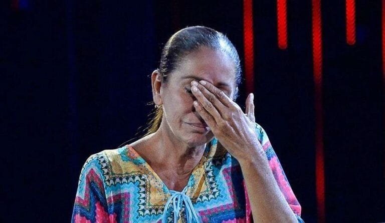 Isabel Pantoja se derrumba al conocer que Kiko e Isa Pantoja no se hablan