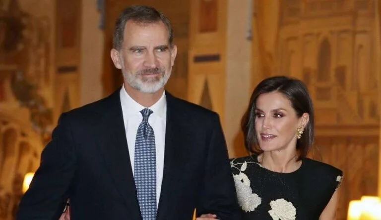 La Reina Letizia impacta con su cambio de look