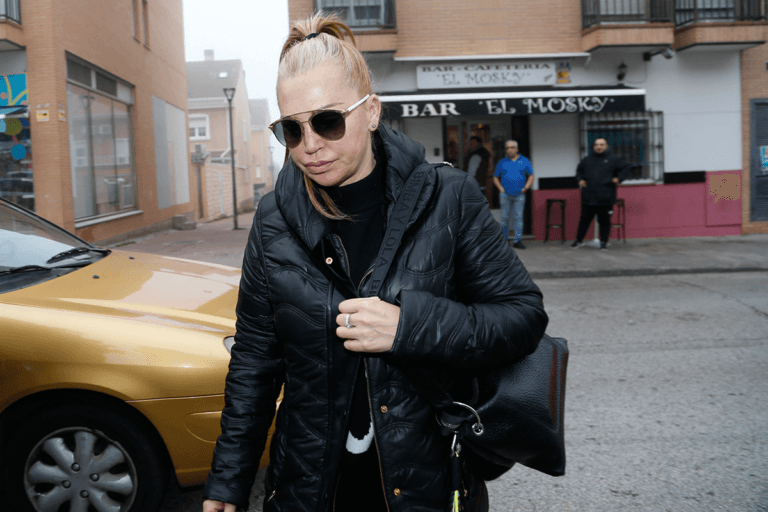 Las primeras imágenes de Belén Esteban tras la repentina muerte de su ex marido, Fran Álvarez