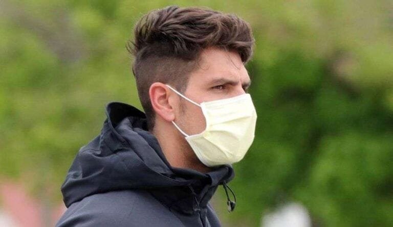 Las primeras imágenes de Diego Matamoros en la calle tras superar el coronavirus