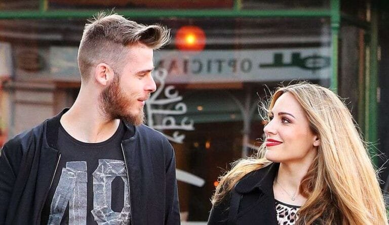 Edurne presume de barriguita de embarazada por primera vez