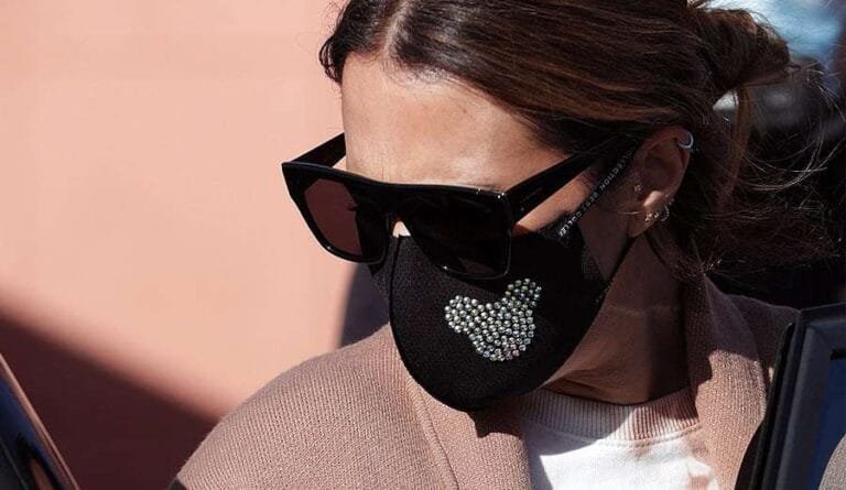 Paula Echevarría tiene el chándal ideal de Minnie de Stradivarius