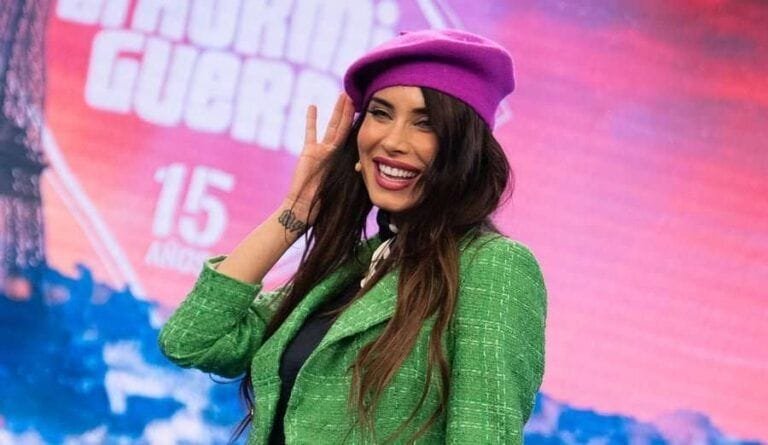 Pilar Rubio sorprende con un look inspirado en 'Emily en París'