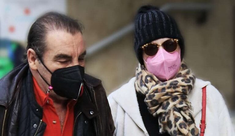 Lydia Lozano recibe el alta tras ser operada de urgencia