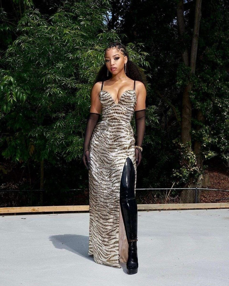 mejor-vestidas-alfombra-roja-premios-grammy-2021-2-scaled Las mejor vestidas de la alfombra roja de los Premios Grammy 2021