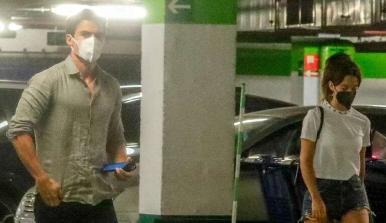 Las fotos que confirman la relación de Álex González y María Pedraza