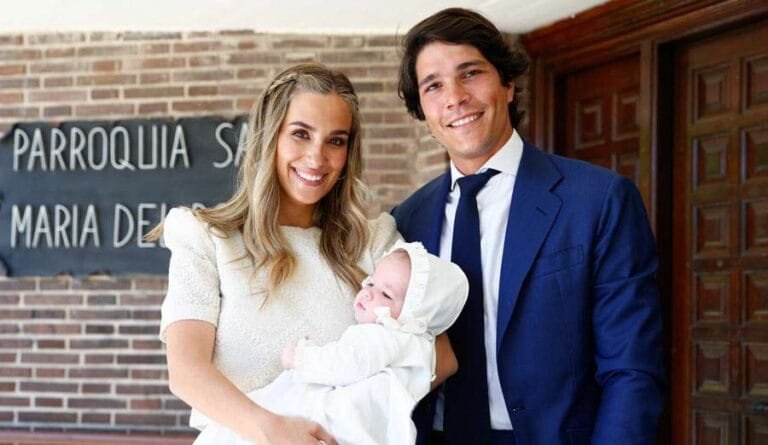 Así ha sido el bautizo de Martín, el hijo de María Pombo y Pablo Castellano