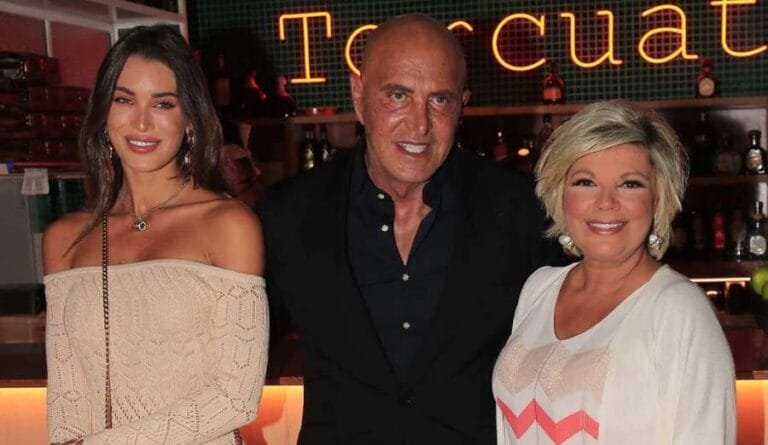 Terelu Campos celebra su cumpleaños con una cena de amigos con Kiko Matamoros y sin su hermana, Carmen Borrego