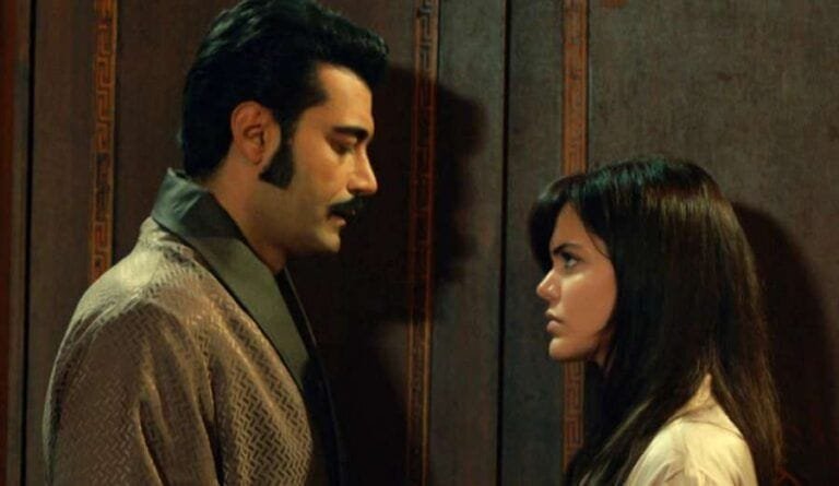 'Tierra Amarga': Demir recuerda a Züleyha que la quiere y que algún día le amará