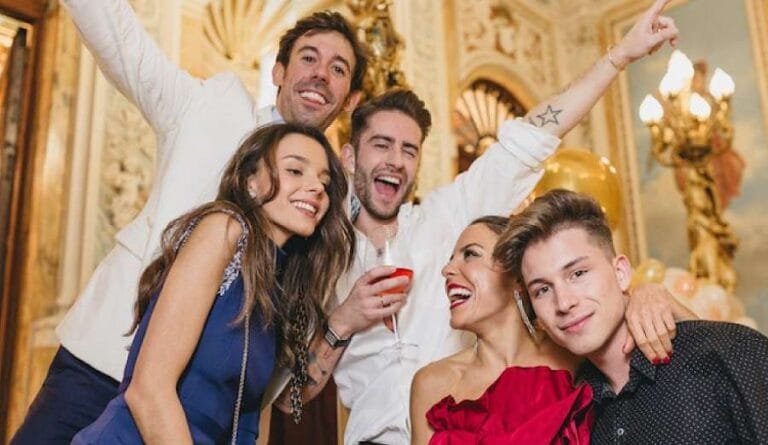 Cómo organizar un evento al que acudirán celebrities