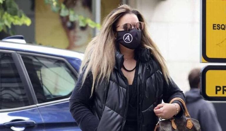 Las últimas imágenes de María José Campanario ocultando su embarazo