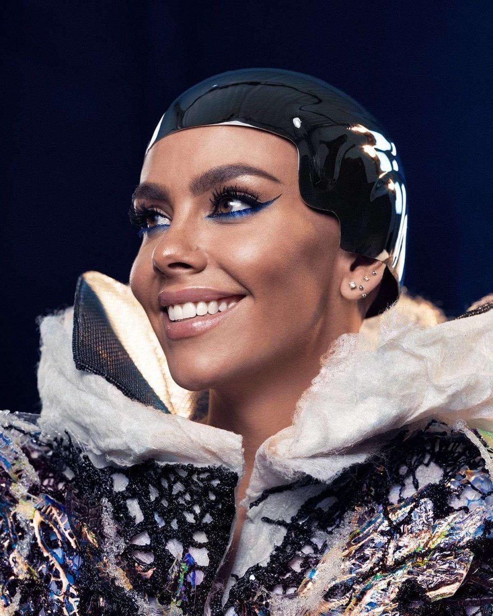 pedroche_5-campanadas_2022-scaled Las imágenes del vestido de Cristina Pedroche en las Campanadas 2022