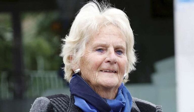 La madre de Iñaki Urdangarin se pronuncia sobre las fotografías de su hijo con Ainhoa Armentia