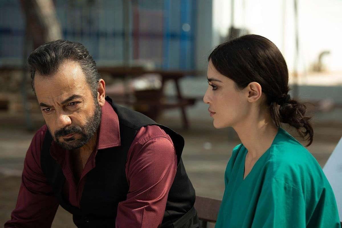 avance-tierra-amarga-21-25-marzo_10 Avance semanal en fotos de 'Tierra Amarga' del 21 al 25 de marzo: Una inesperada muerte cambia el rumbo en Çukurova