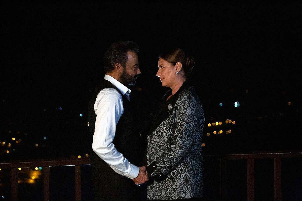 avance-tierra-amarga-21-25-marzo_17 Avance semanal en fotos de 'Tierra Amarga' del 21 al 25 de marzo: Una inesperada muerte cambia el rumbo en Çukurova