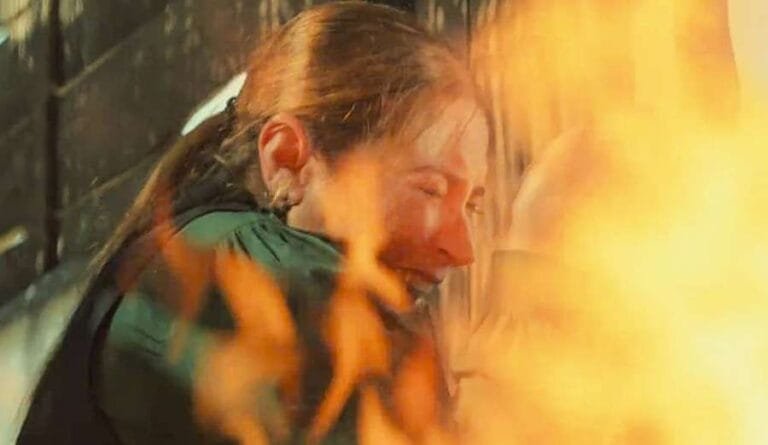 Avance ‘Tierra Amarga’: Yilmaz prende fuego a la cabaña con Hunkar dentro