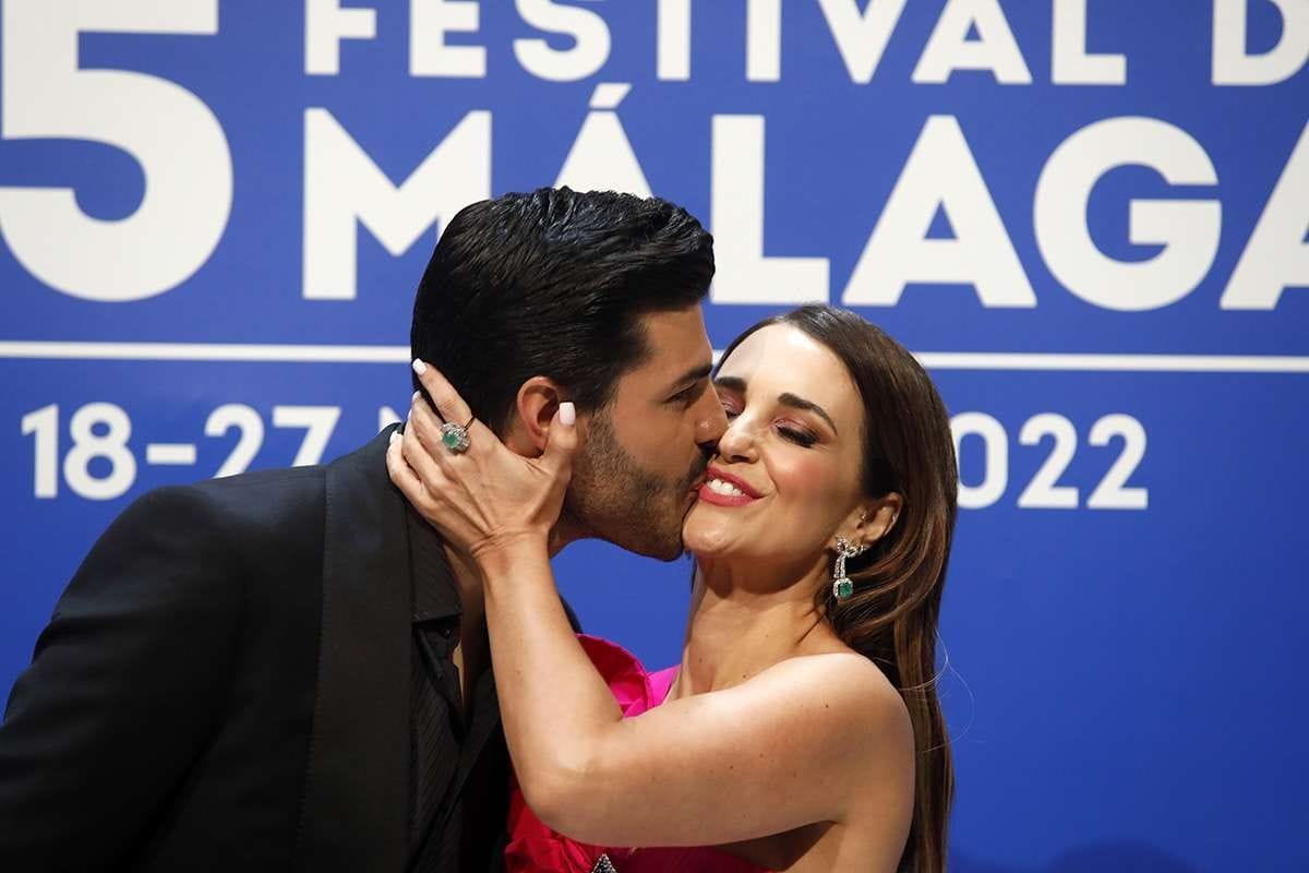 paula-echevarria-alfombra-roja-festival-malaga_6 Paula Echevarría se convierte en una 'barbie' en la clausura del Festival de Málaga