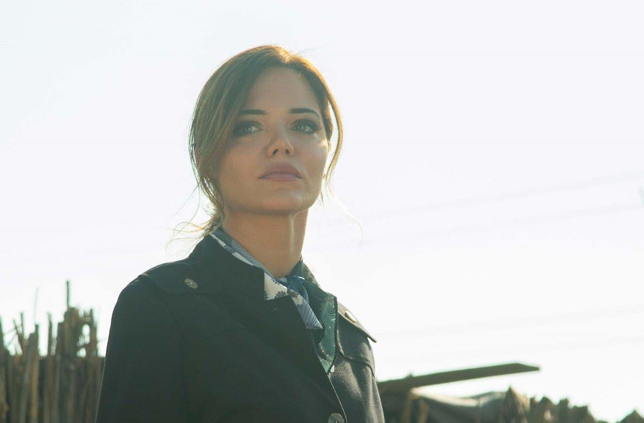 avance-fotos-tierra-amarga-11-15-abril_15 Avance 'Tierra Amarga': Yilmaz se enfrenta a Müjgan, él no es el padre del hijo que espera y Behice declara ante la prensa que Züleyha fue responsable de su ataque