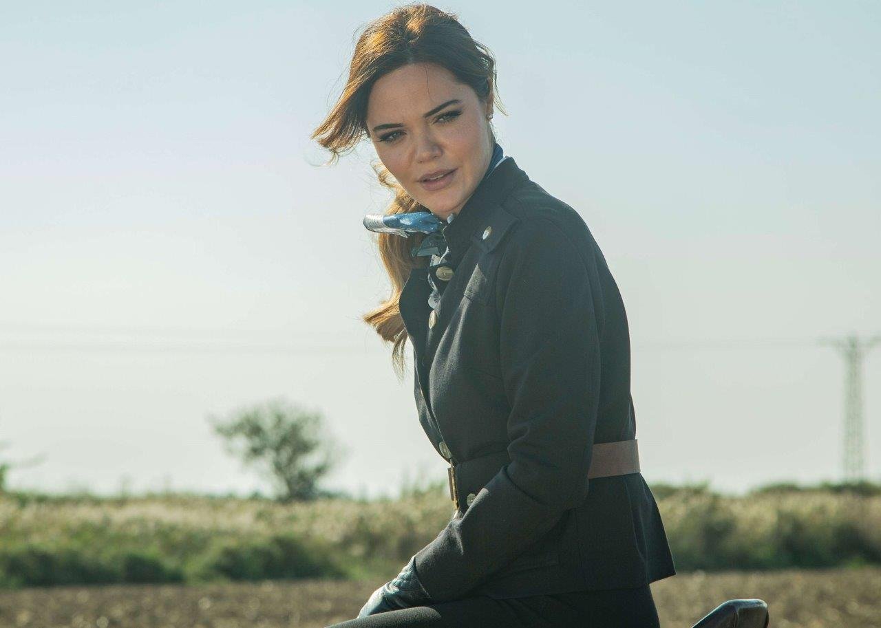 avance-fotos-tierra-amarga-11-15-abril_4 Avance semanal de 'Tierra Amarga' del 11 al 15 de abril: Müjgan finge estar embarazada, Züleyha se hunde y Yilmaz va a matar a Fikret