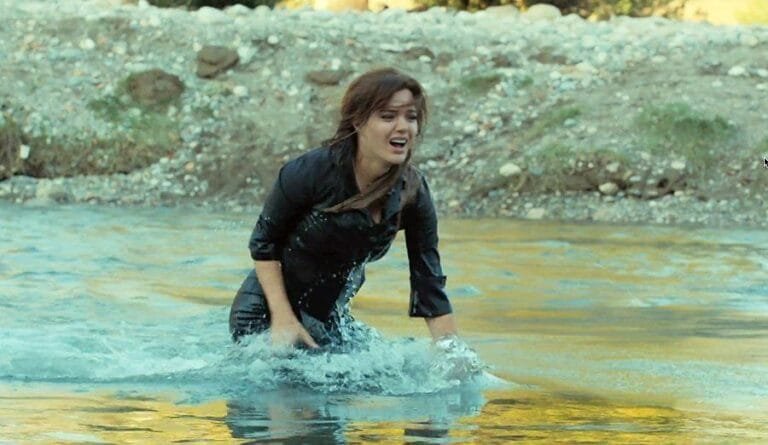 Avance semanal en fotos de ‘Tierra Amarga’ del 18 al 22 de abril: Mügjan vuelve a traicionar a Züleyha poniendo en peligro la vida de su hijo