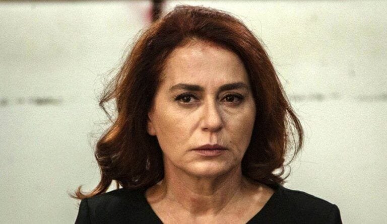 Avance ‘Tierra Amarga’: Sevda demuestra su inocencia, es puesta en libertad y repudia a Demir