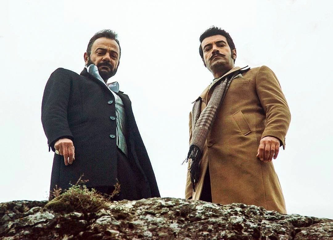 avance-tierra-amarga-30mayo-3-junio_18 Avance semanal en fotos de ‘Tierra Amarga’ del 30 de mayo al 3 de junio: Behice se suicida tirándose por un barranco tras ser descubierta como la asesina de Hünkar