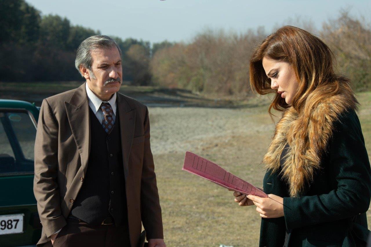 avance-tierra-amarga-30mayo-3-junio_9 Avance semanal de 'Tierra Amarga' del 30 de mayo al 3 de junio: Behice se suicida tirándose por un barranco tras ser descubierta como la asesina de Hünkar