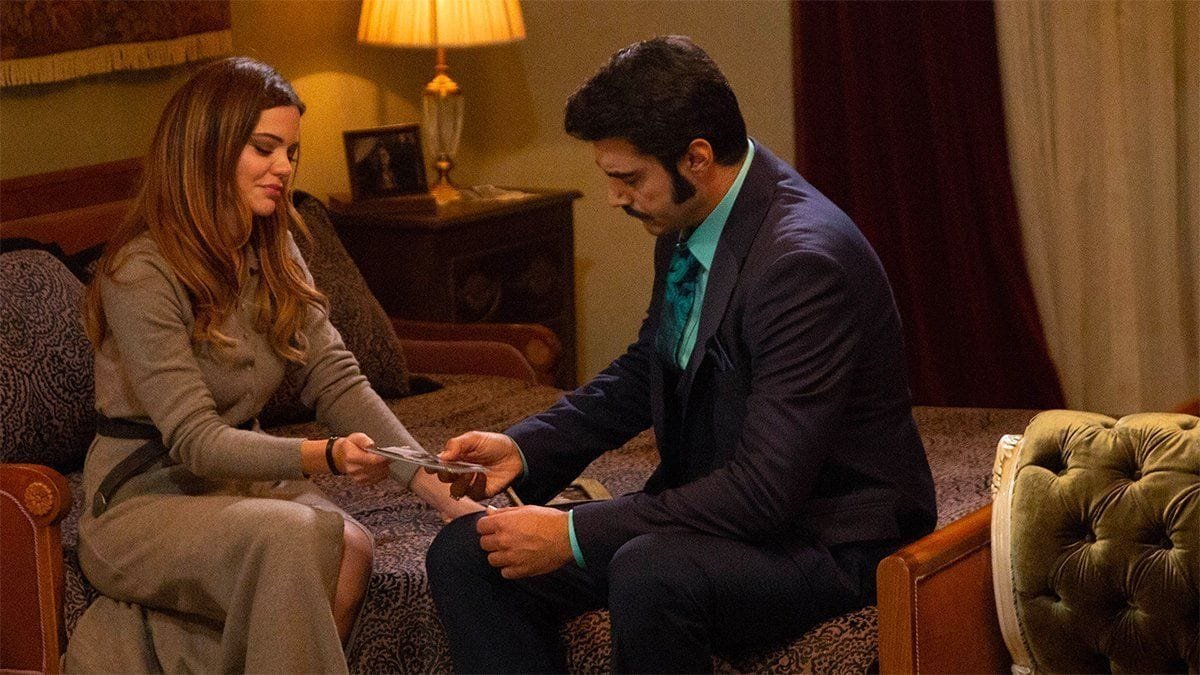 avance-tierra-amarga-9-13-mayo_1 Avance semanal de 'Tierra Amarga' del 9 al 13 de mayo: Demir siente un flechazo con la nueva doctora mientras Fikret descubre que Demir es su hermano