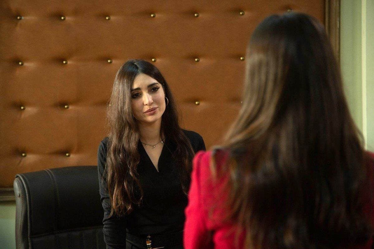 avance-tierra-amarga-9-13-mayo_5 Avance semanal de 'Tierra Amarga' del 9 al 13 de mayo: Demir siente un flechazo con la nueva doctora mientras Fikret descubre que Demir es su hermano