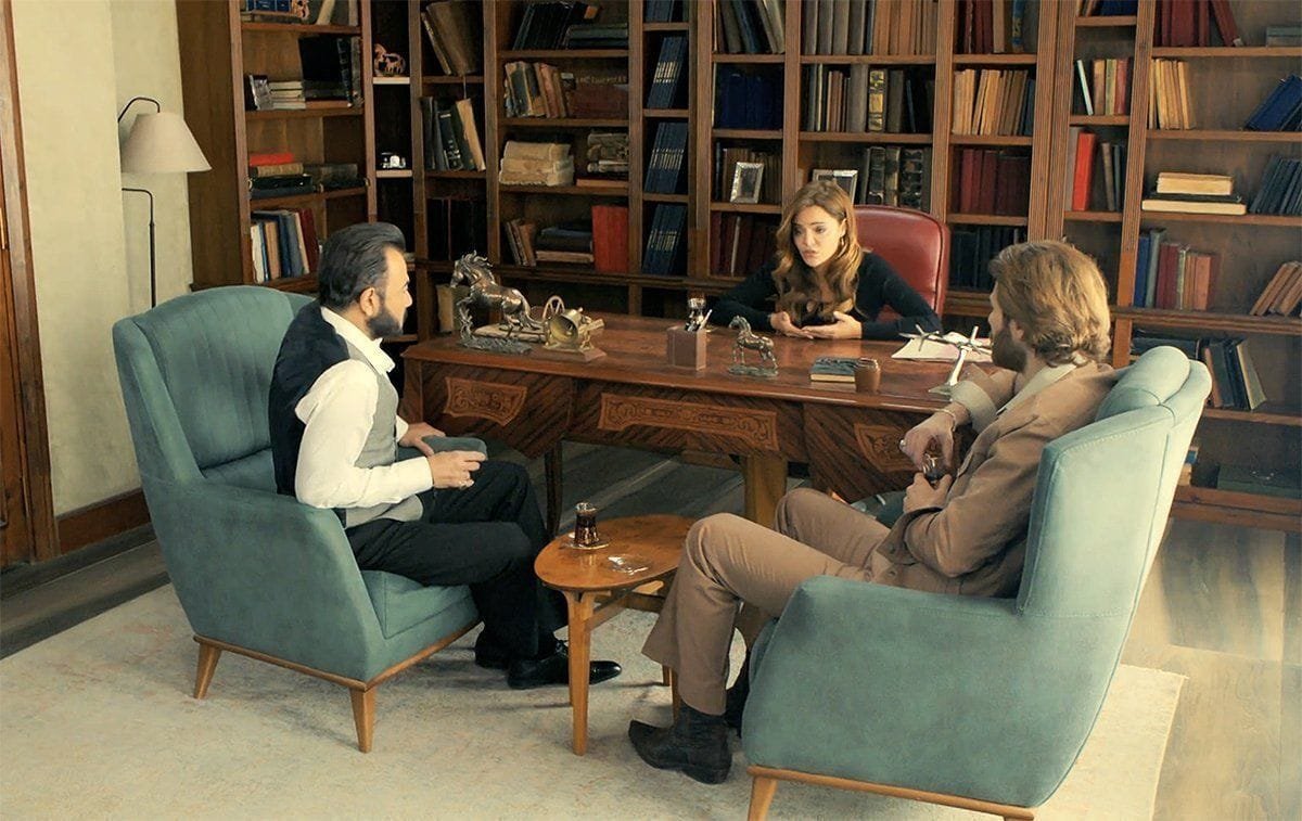 avance-tierra-amarga-9-13-mayo_7 Avance 'Tierra Amarga': Behice y Müjgan abandonan a Fekeli y se marchan de Çukurova