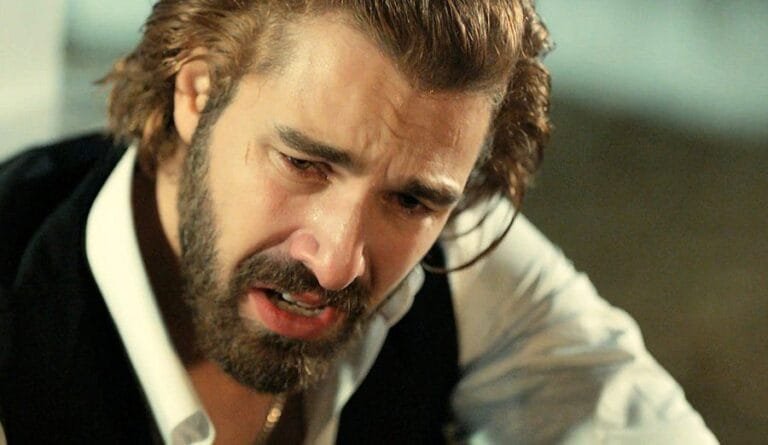 Avance ‘Tierra Amarga’: Fikret descubre su secreto, su hermano es Demir