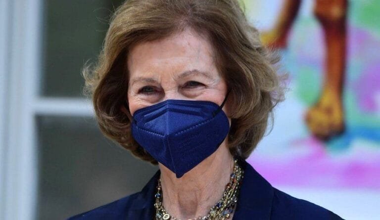 El motivo por el que la reina Sofía no ha podido almorzar junto al rey Juan Carlos en el reencuentro familiar