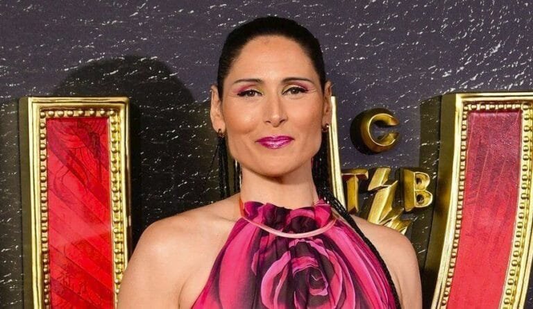 Rosa López asegura que ella sí invitaría a Chenoa a su boda