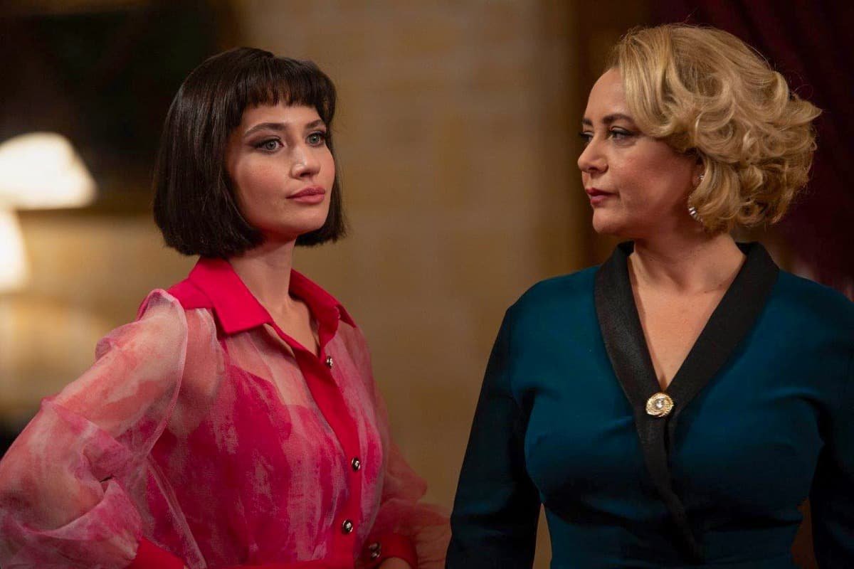 betul-tierra-amarga1 Avance 'Tierra Amarga': Betul llega a Çukurova con un gran secreto y un plan para acabar con Demir