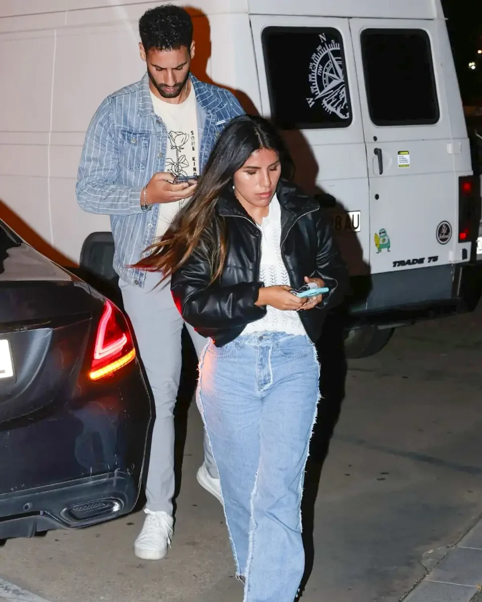 familiares-anabel-pantoja-despedida-padre_7-scaled Belén Esteban y Yulen Pereira arropan a Anabel Pantoja en el último adiós a Bernardo Pantoja