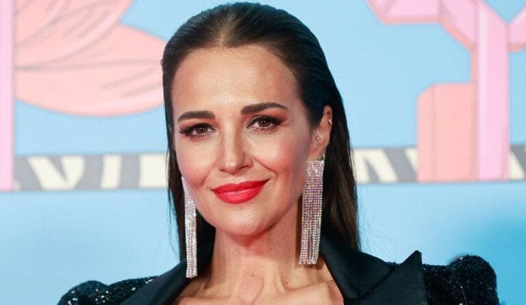 Paula Echevarría responde públicamente a Rosalía tras el gran lapsus de la cantante en Los40 Music Awards