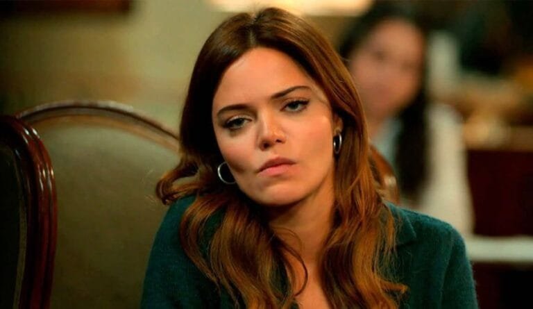 Avance semanal en fotos de ‘Tierra Amarga’ del 21 al 25 de noviembre: Züleyha descubre la traición de Betül y la echa a la fuerza de la mansión